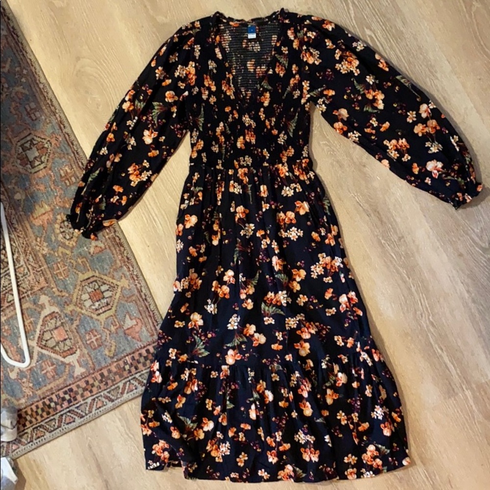 Old navy smocked bodice floral dress